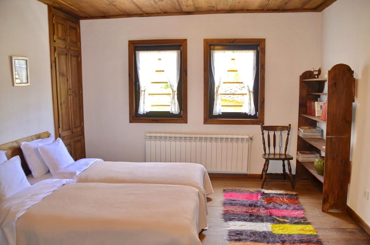 Kalinia Guesthouse B&B Kovačevica Buitenkant foto