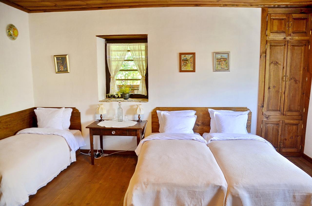 Kalinia Guesthouse B&B Kovačevica Buitenkant foto